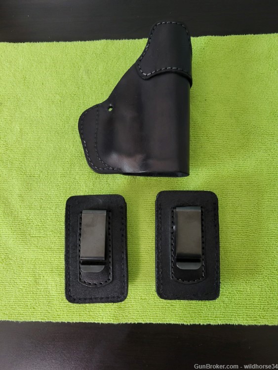 GLOCK 43 Leather Holster and Two Mag carriers (Left-handed)-img-0