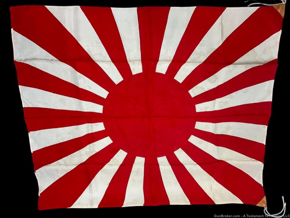 WWII JAPANESE- RISING SUN FLAG- WW2 GI BRING BACK- PERFECT CONDITION -img-3