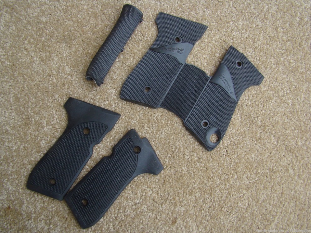 Beretta  Pachmayer & Uncle Mikes Grips- Beretta 92S & 92F-img-0