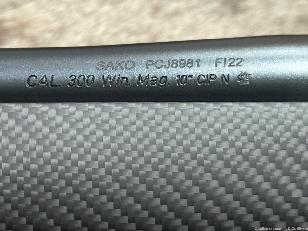 FREE SAFARI, NEW SAKO OF FINLAND 85 CARBON WOLF 300 WINCHESTER MAGNUM 24"-img-13