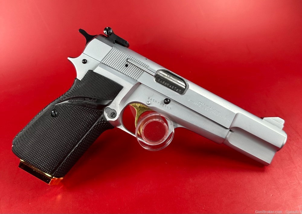 Browning Hi power, Silver Chrome, Gold Trigger, Adj Sights, 9mm Excellent-img-1