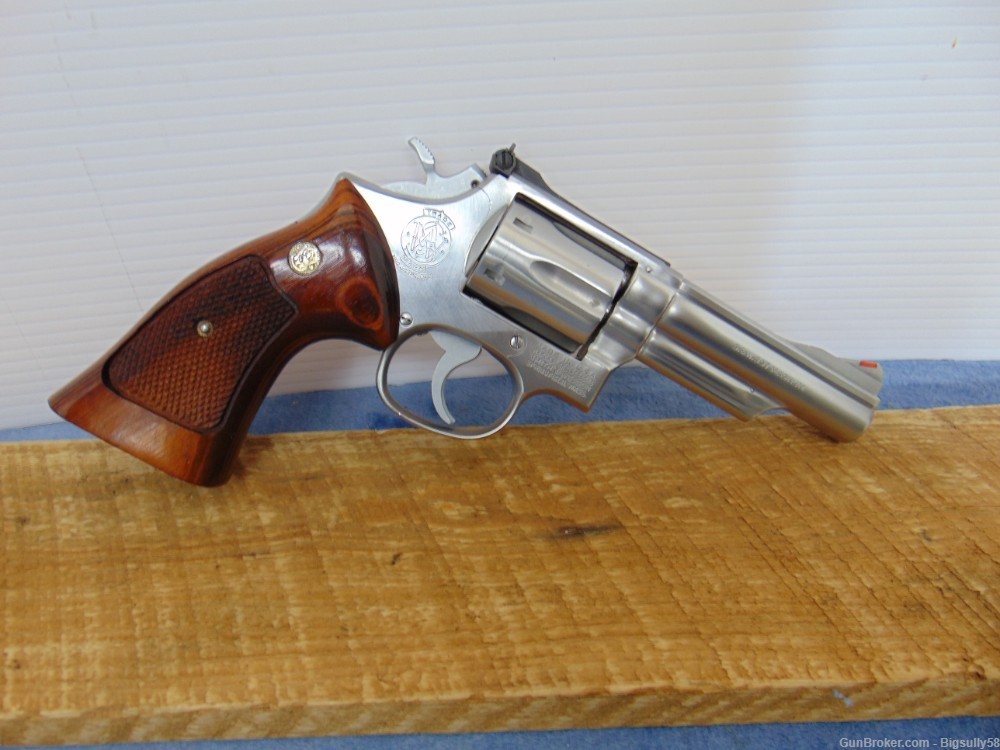 HIGHLY DESIREABLE SMITH & WESSON 66 4" NO DASH 357 MAG 1976 *OUTSTANDING*-img-1