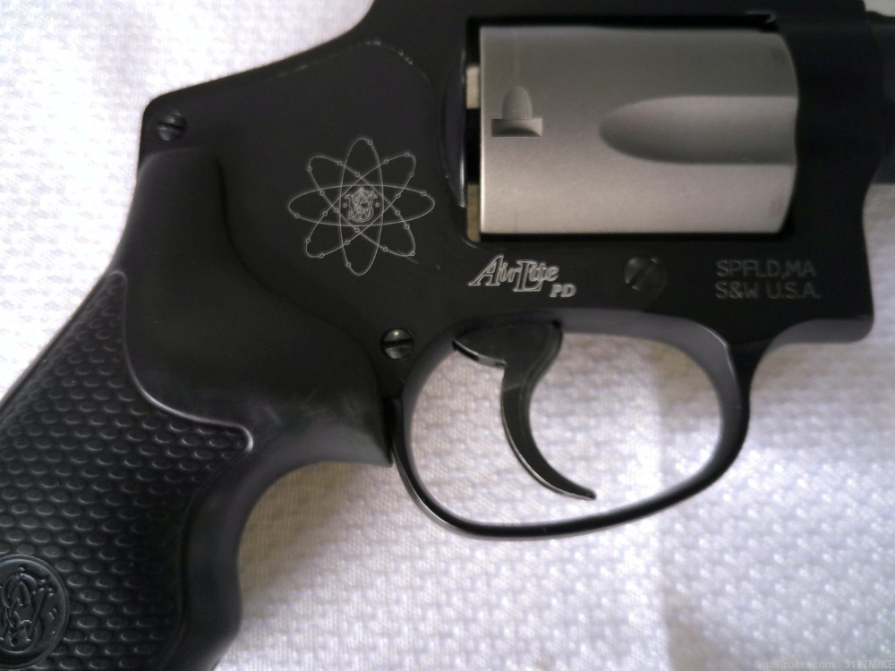 Smith & Wesson Model 340PD Airlite SC Centennial, .357 Magnum-img-2