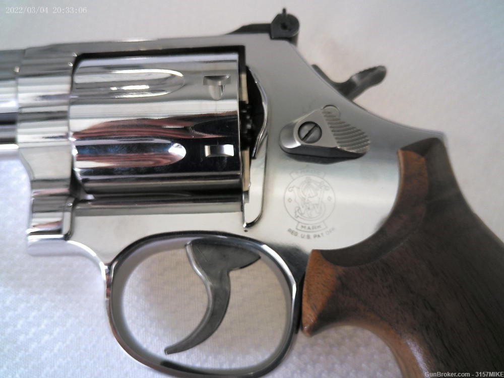 Smith & Wesson Model 686-6 Plus Combat Magnum, .357 Mag, 3" Full Lug Barrel-img-14
