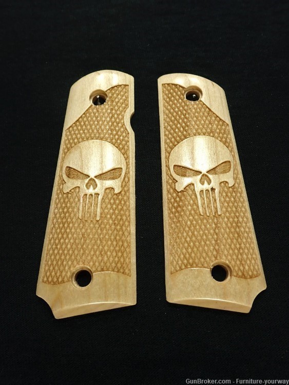 -Maple Punisher #2 Grips for Browning 1911-22 1911-380 Grips-img-0