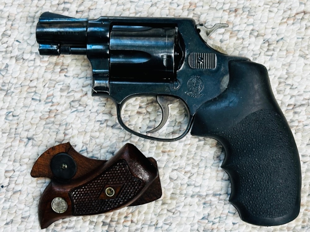 Smith & Wesson S&W Model 36 Revolver .38Spl-img-1