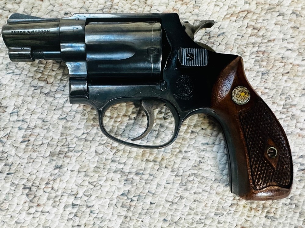 Smith & Wesson S&W Model 36 Revolver .38Spl-img-2
