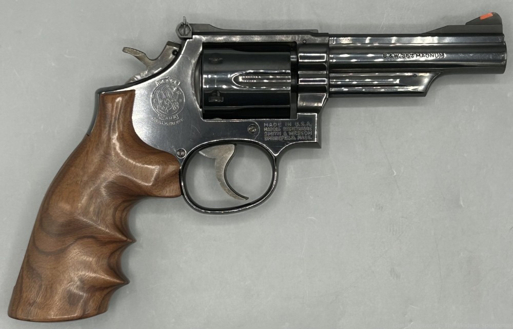 Smith & Wesson Model 19 .357 Magnum 4.1" DA/SA Blued 6rd S&W 19-4 357MAG SW-img-1