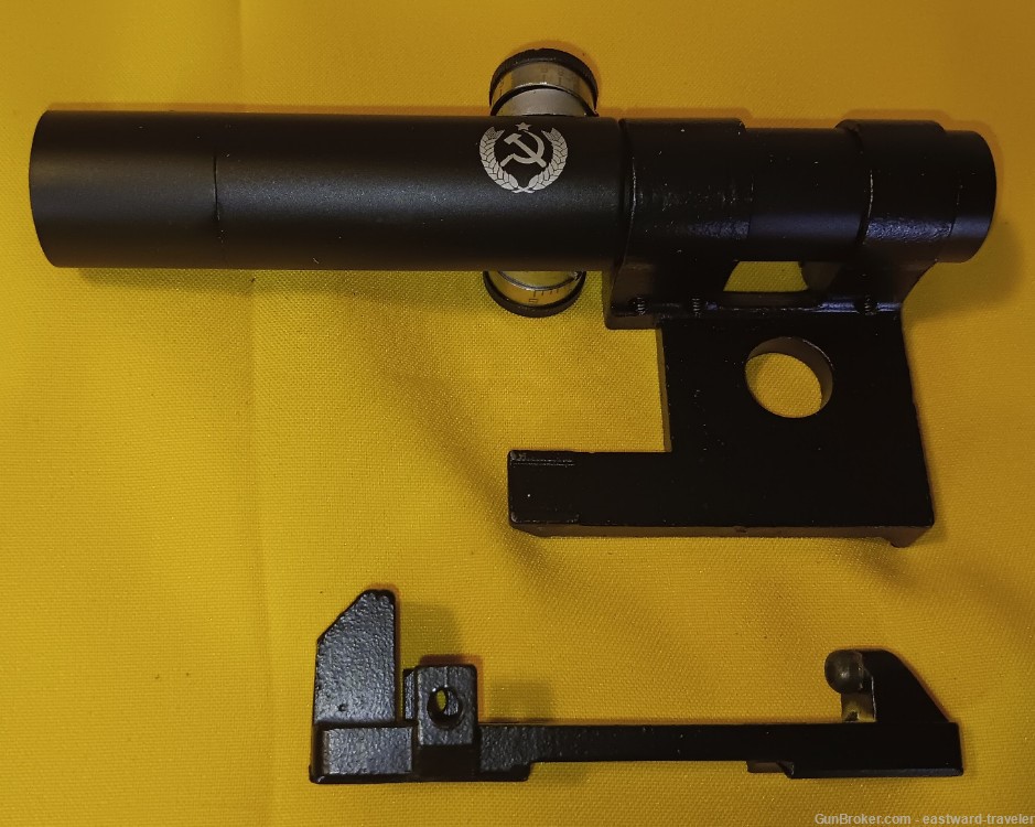 Damaged but functional replica PU scope and mount for parts-img-1