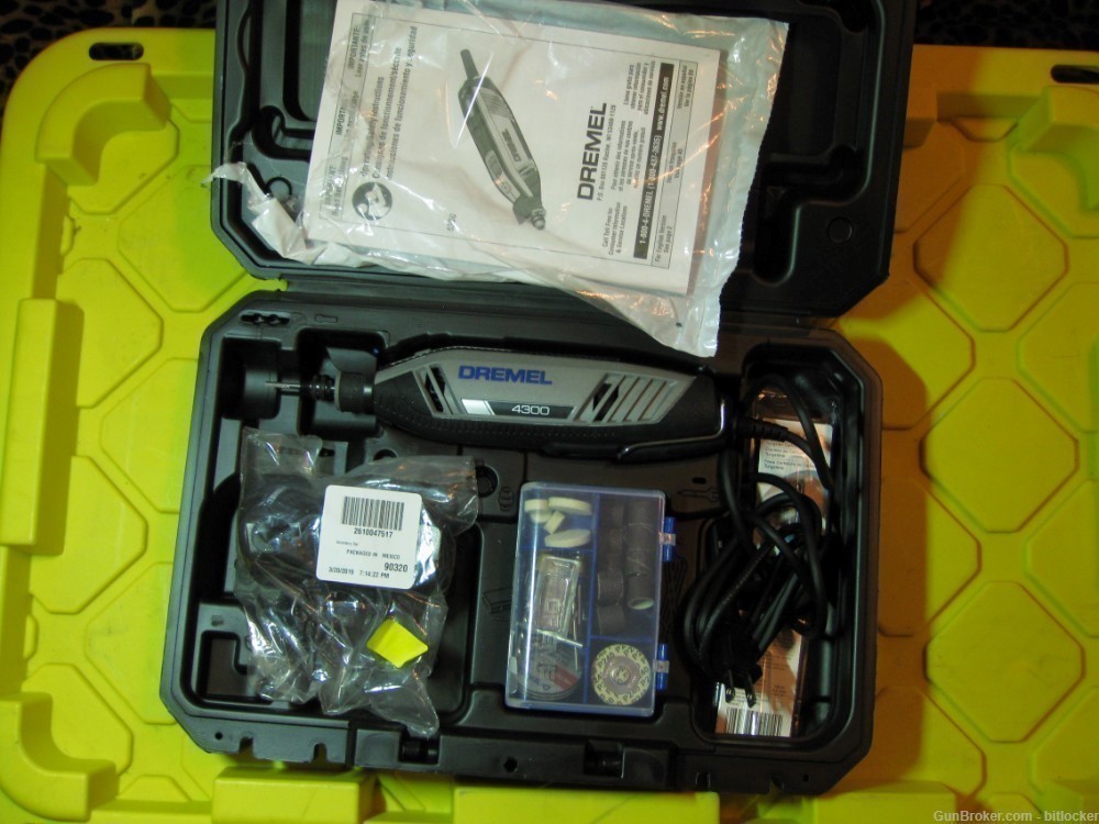 Dremel 4300 5 / 40 Most Versatile Tool kit Engraver in box  + light-img-8