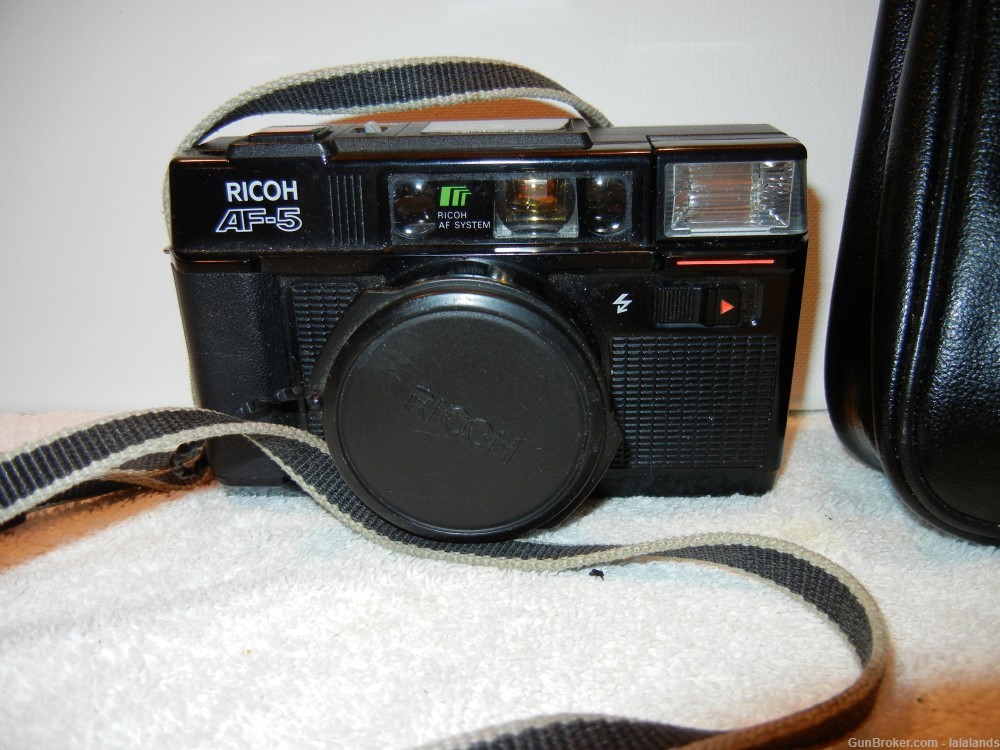 Rikoh AF5 35mm film camera.-img-0