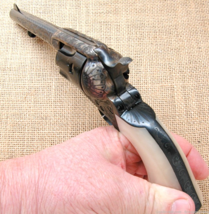 Uberti Outlaws & Lawmen 1873 Cattleman Dalton revolver-img-7