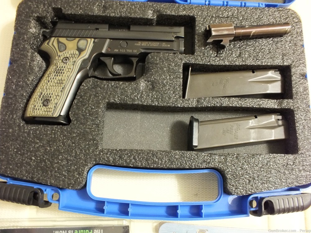 Sig Sauer P229, 40 cal / .357 SIG ,2x 12rnd mags, G10 Grips, DMP recoil spr-img-1