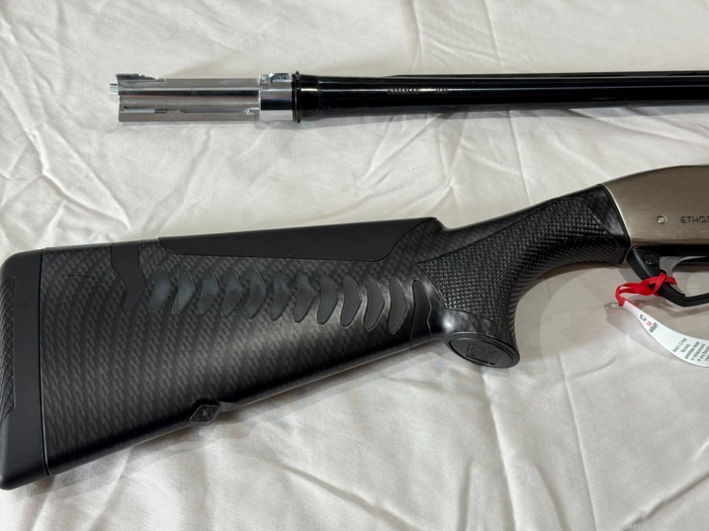 Benelli Ethos SuperSport 20 Gauge Excellent Condition Barely Used-img-6