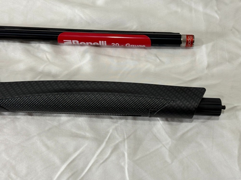 Benelli Ethos SuperSport 20 Gauge Excellent Condition Barely Used-img-4