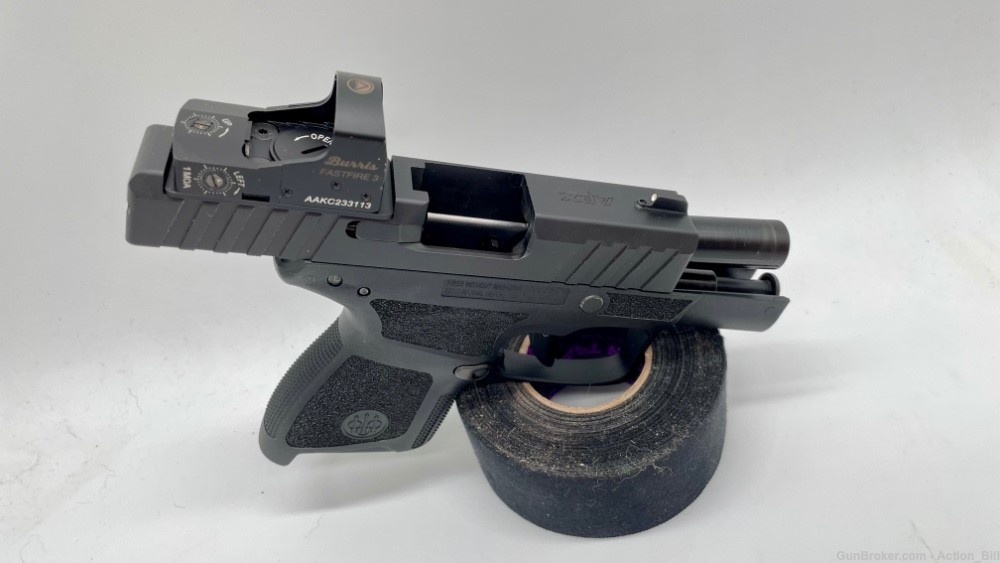 Beretta APX A1 Carry with Burris FastFire and Extras-img-6