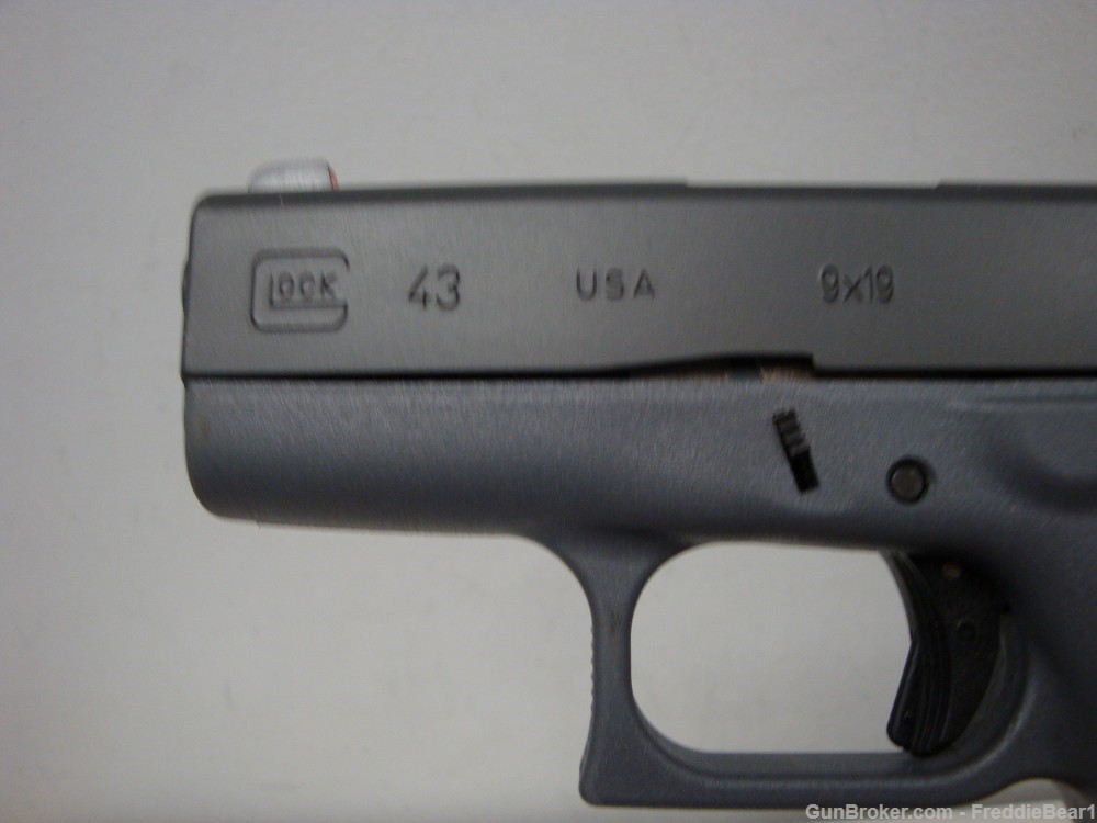 Glock 43 Gen 4 9MM Pistol w/ Case & Big Dot 24/7 Night Sights 99%+ -img-13