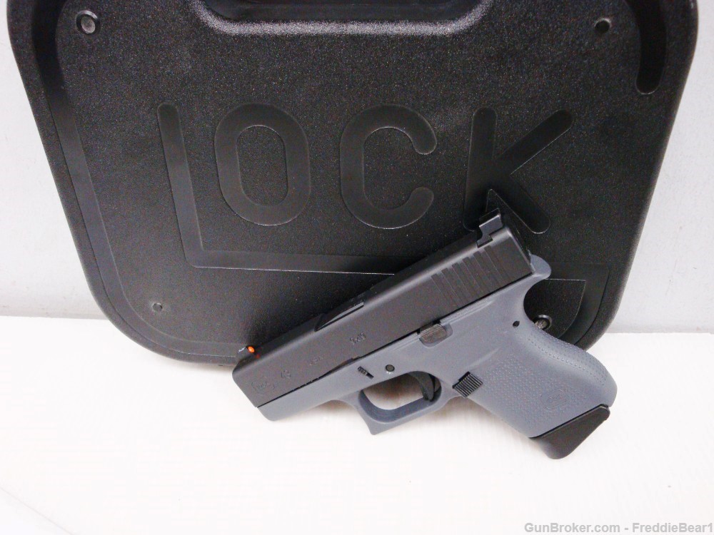 Glock 43 Gen 4 9MM Pistol w/ Case & Big Dot 24/7 Night Sights 99%+ -img-0