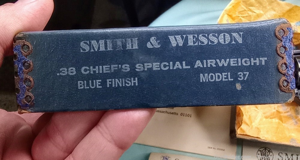 Smith&Wesson Chiefs 38 Special Airweight SnubNose Model 36 S&W 37 COLT 1976-img-32