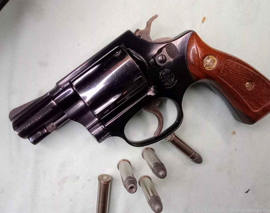 Smith&Wesson Chiefs 38 Special Airweight SnubNose Model 36 S&W 37 COLT 1976-img-4
