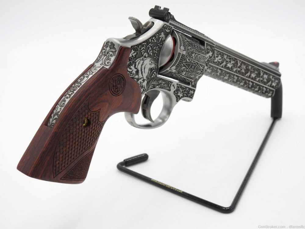 Rare Unique Custom Engraved S&W Smith & Wesson 686 Plus Deluxe 6" 357 MAG -img-11