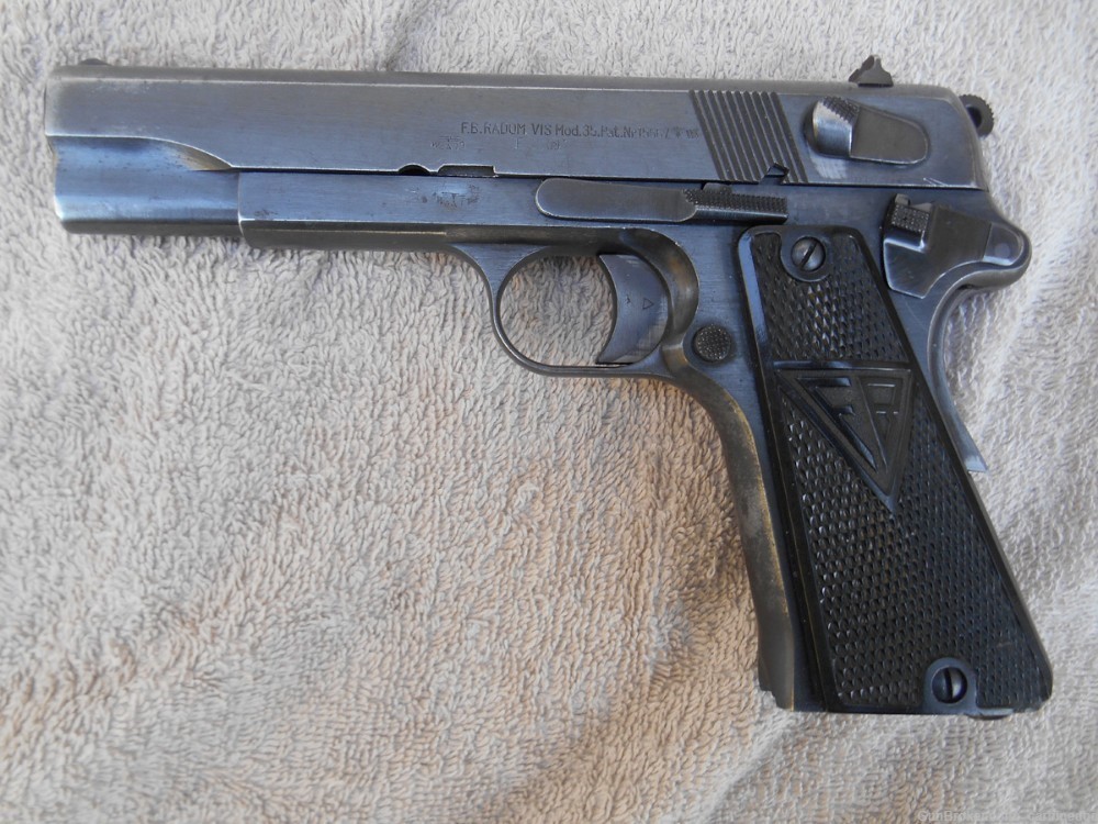 Radom VIS P35(p) Type 1 Slotted Pistol Mfg. in Poland by German Occupiers-img-0