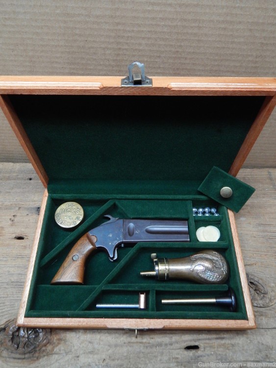 Classic Arms Twister .36 caliber derringer Cased with Extras-img-1