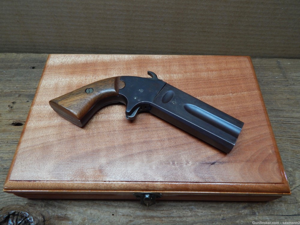 Classic Arms Twister .36 caliber derringer Cased with Extras-img-2