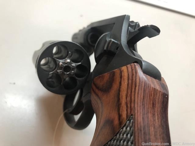 Rock Island RIA M206 Snub Nose Revolver with custom grips 6 Shot 38 Spl-img-6
