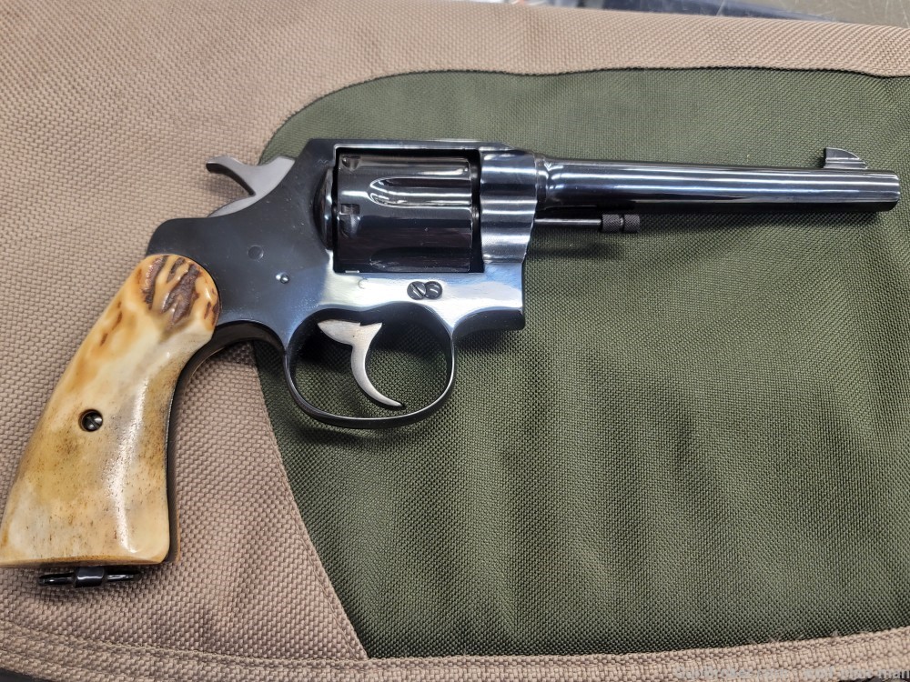 Gorgeous Colt New Service 38 SPL with Custom Stag Grips-img-0