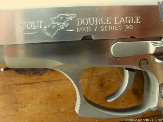 Colt Double Eagle 40 S&W Combat Commander New in Box No Reserve-img-5