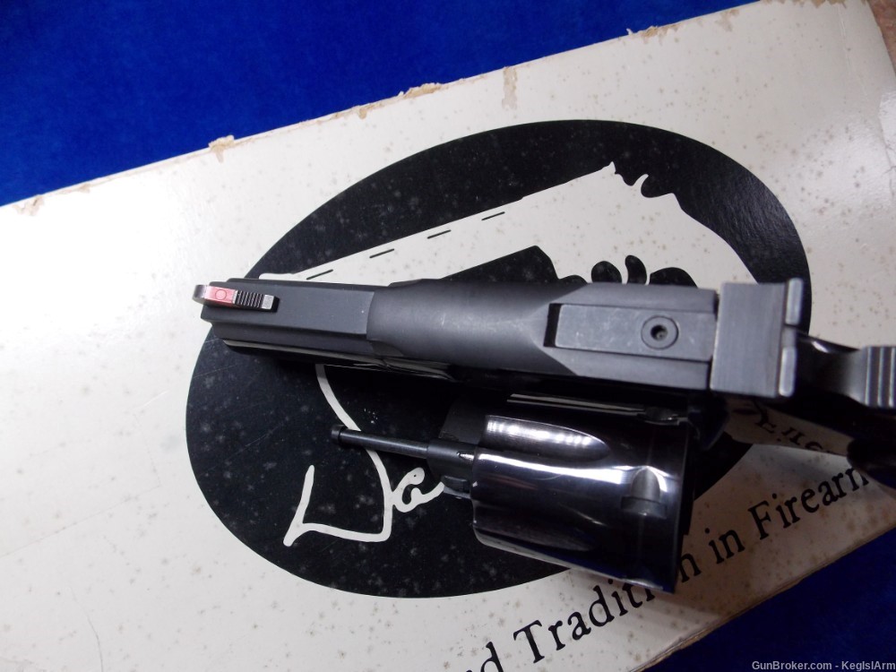 Vintage Dan Wesson Mod 15 .357 Magnum Revolver with Extra Barrels & Box-img-10