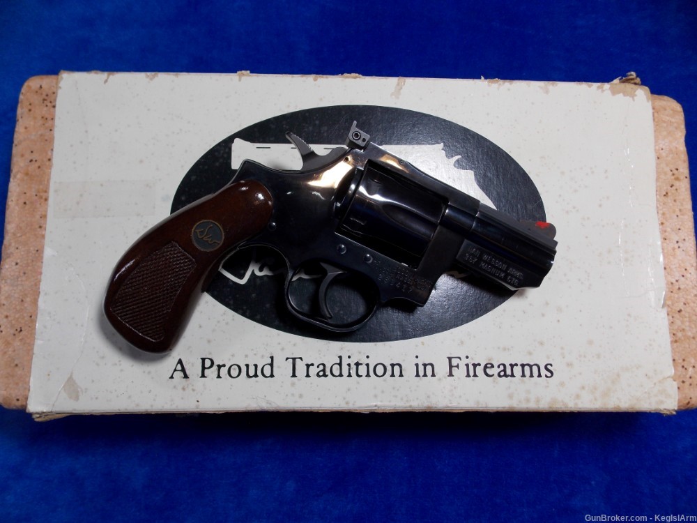 Vintage Dan Wesson Mod 15 .357 Magnum Revolver with Extra Barrels & Box-img-0