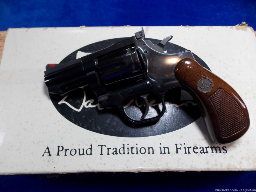 Vintage Dan Wesson Mod 15 .357 Magnum Revolver with Extra Barrels & Box-img-3