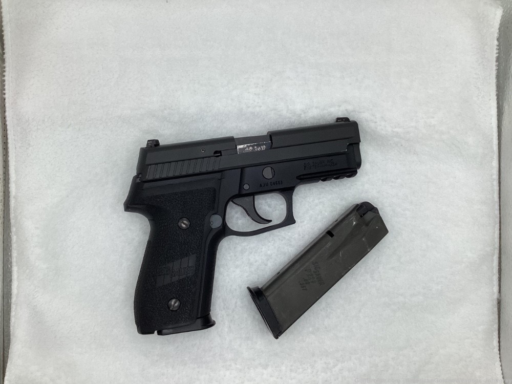  Sig Sauer P229 40 S&W. Double action only-img-7