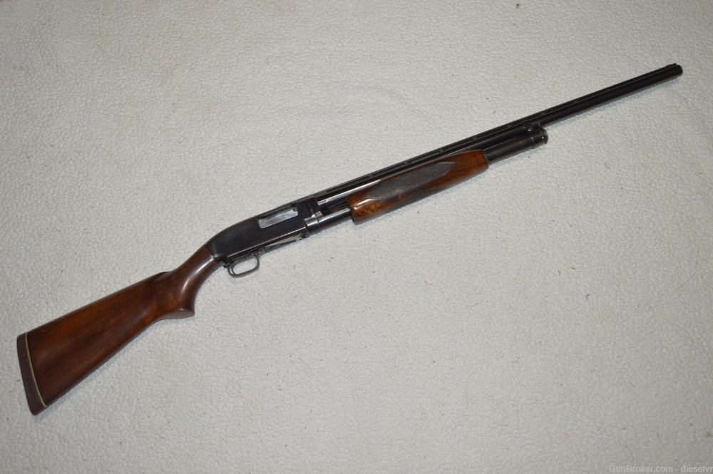 Winchester Model 12 Vent Rib Checkered Forend Modified Choke Take-Down 12 G-img-0