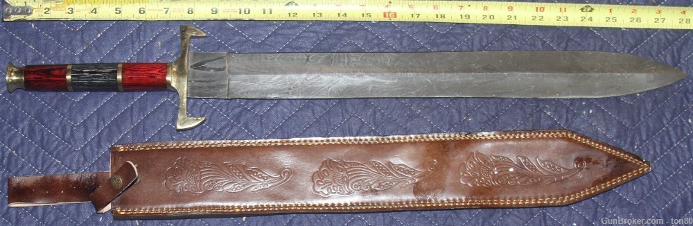 CUSTOM Handmade Damascus Blade SWORD 28 INCH WITH LEATHER-img-0