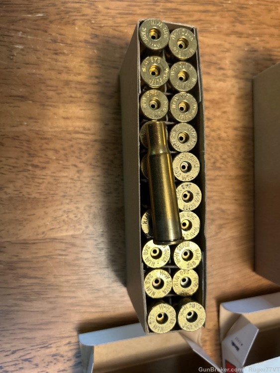 348 Winchester brass w-w-super 40 pieces New -img-1
