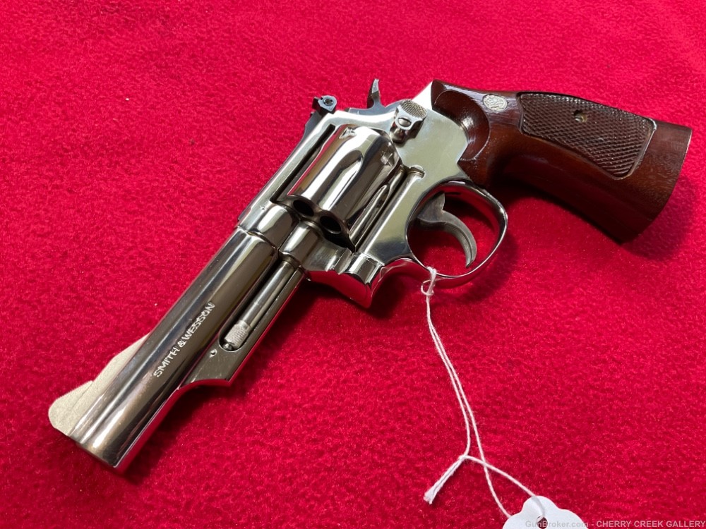 Vintage Smith & Wesson 19 combat revolver 357mag pistol box 357 S&W magnum -img-1