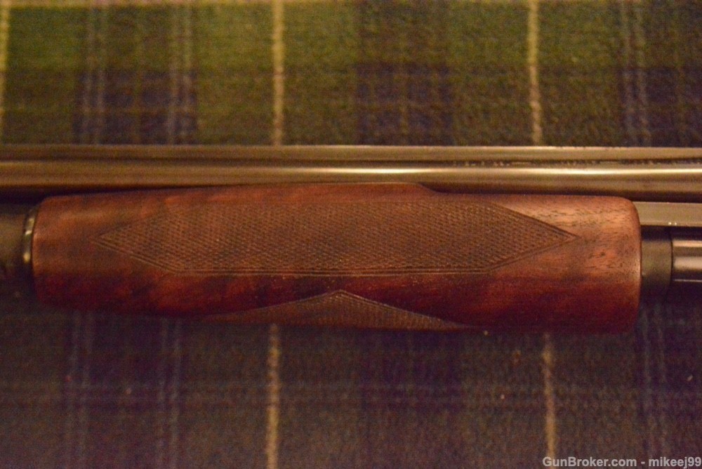 Winchester model 12 20 gauge 1930 solid rib with AA straight grip wood-img-5