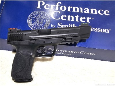 S&W M&P 40 5" 2.0 Performance Center Pro Series, Like New in Box 