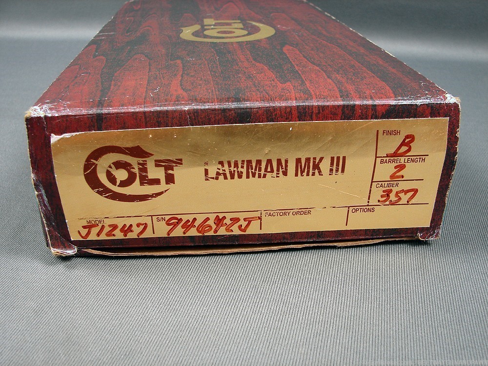 Colt Lawman MKIII 357Mag 2" Revolver w/Orig Factory Box Mfg 1976 NICE-img-7
