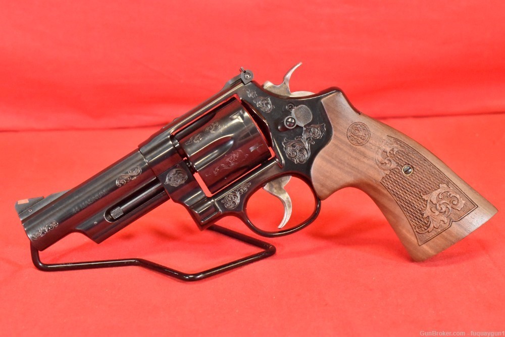 S&W Model 29 Engraved 44 MAG 6rd 4" 150783 S&W 29-img-2