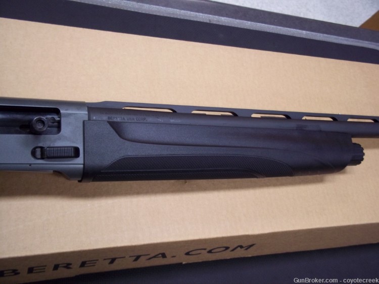 Beretta A300 Ultima 12ga 28 Black Synthetic Shotgun -img-4