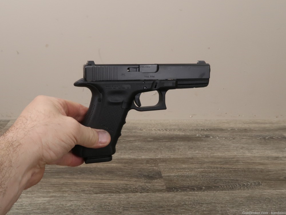 Glock Model 17 Gen 4 9mm 4-1/2" Exta Mag-img-15