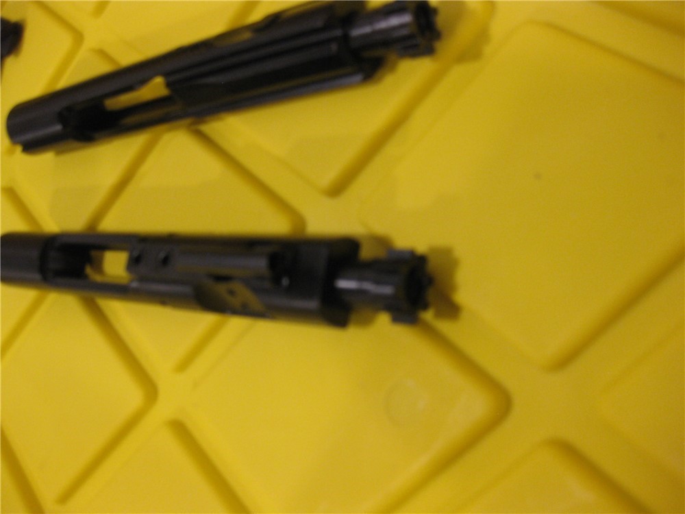 AR 15 M16 223 5.56 2 BCG Bolt Carrier Groups & 2 Charge Handles-img-1