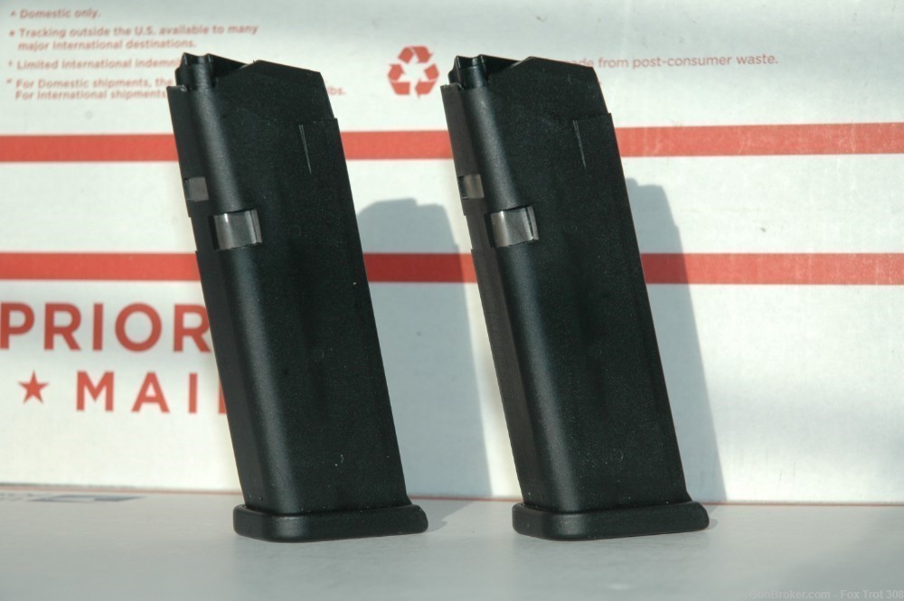 Two (2) Glock 19 Gen 4 9mm 9x19 15 Rd Magazine MF19015 NEW               -img-0