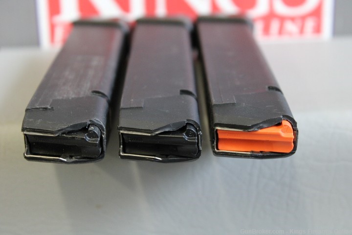 Lot of 3 OEM Glock 9mm Magazines Item P-67-img-2