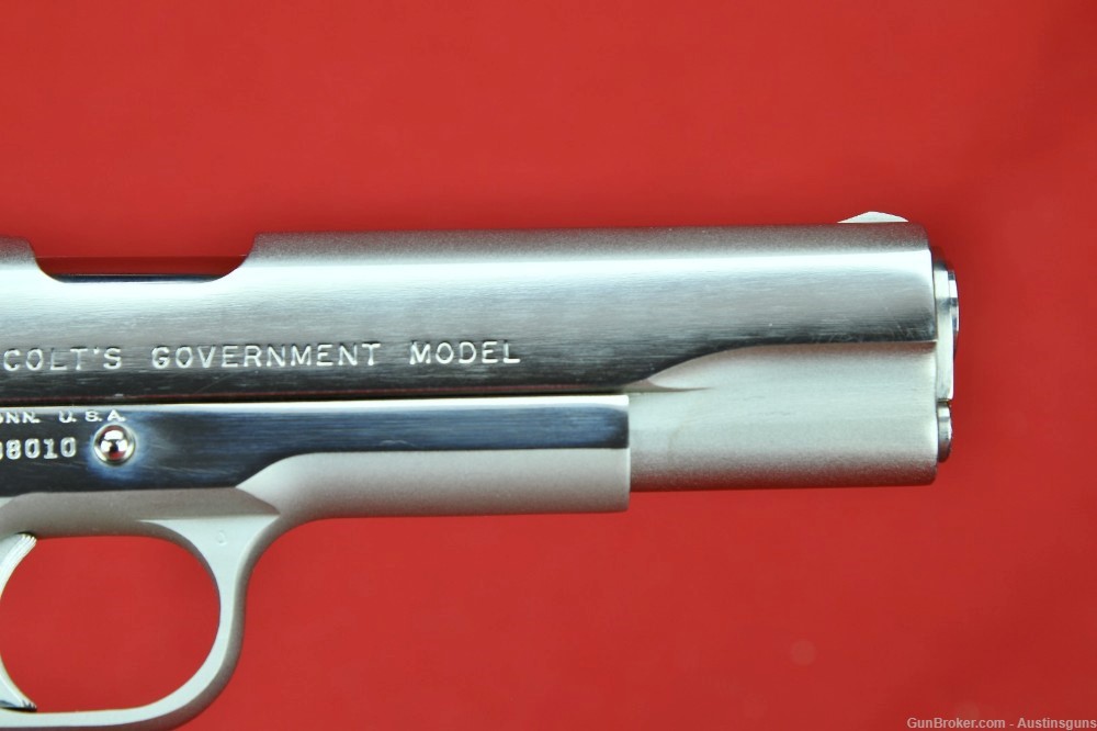 STUNNING, NICKEL  1971 Colt MK IV Series 70 Government .45 - *W/ BOX*-img-20