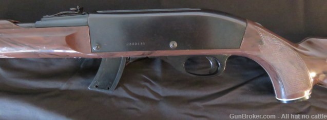 Remington Mohawk 10-C .22 long rifle, like nylon 66, but 10 round magazine-img-7
